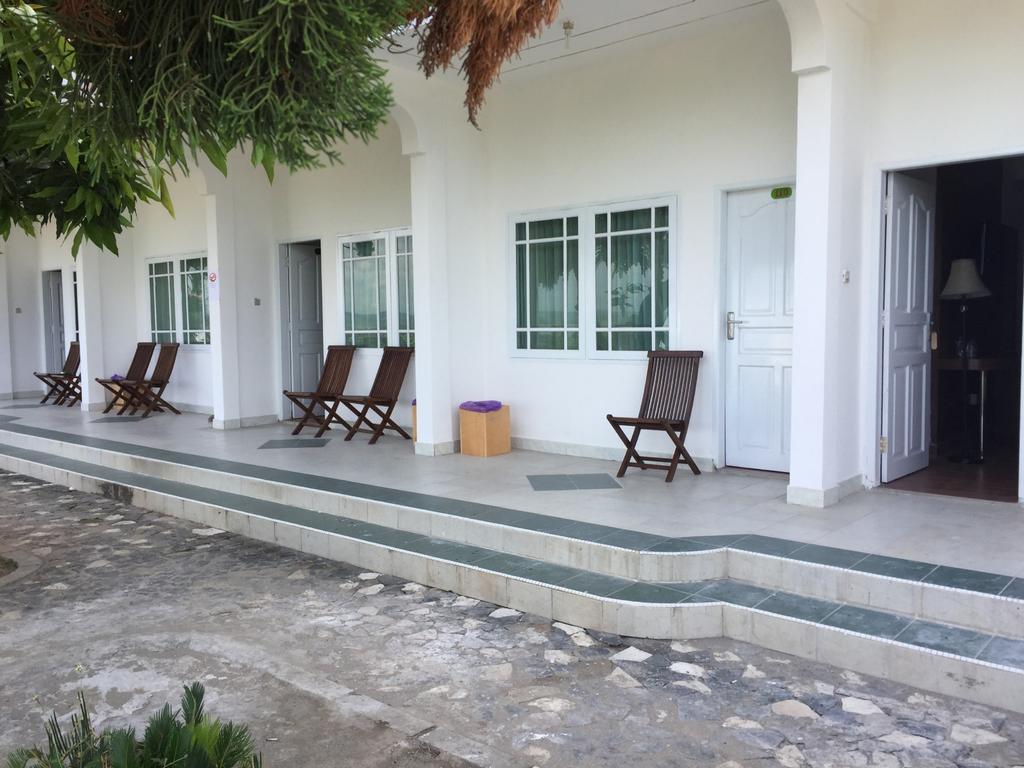 Satria Wisata Hotel Parepare Zewnętrze zdjęcie