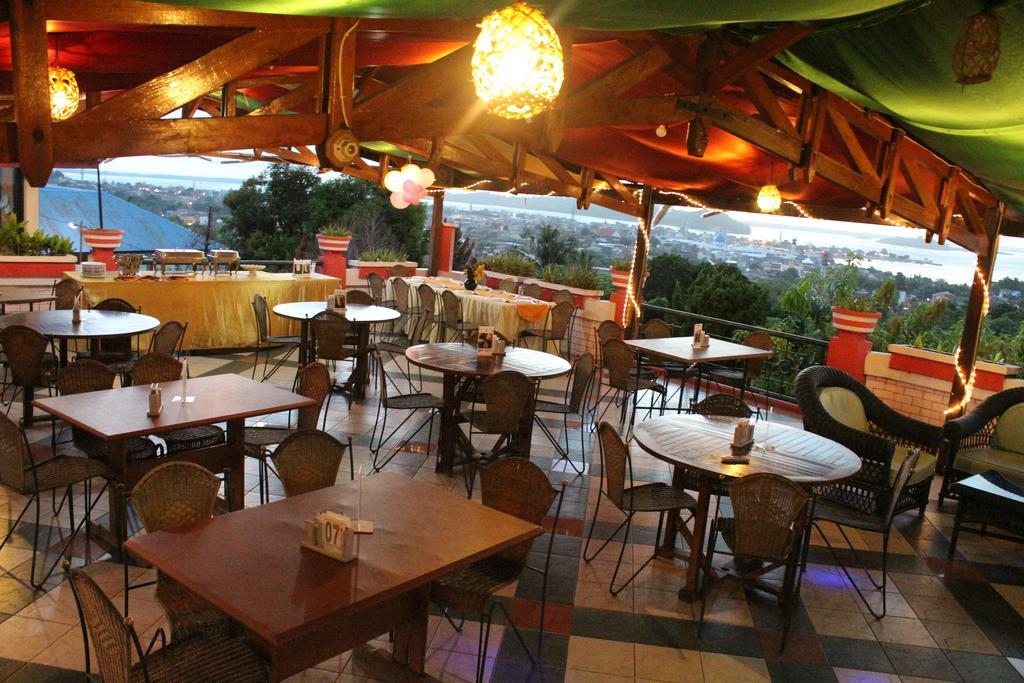 Satria Wisata Hotel Parepare Zewnętrze zdjęcie